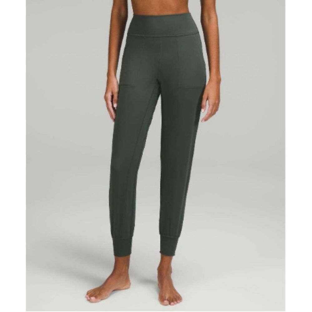 EUC Lululemon Align High-Rise Jogger Smoked Spruce Green 8